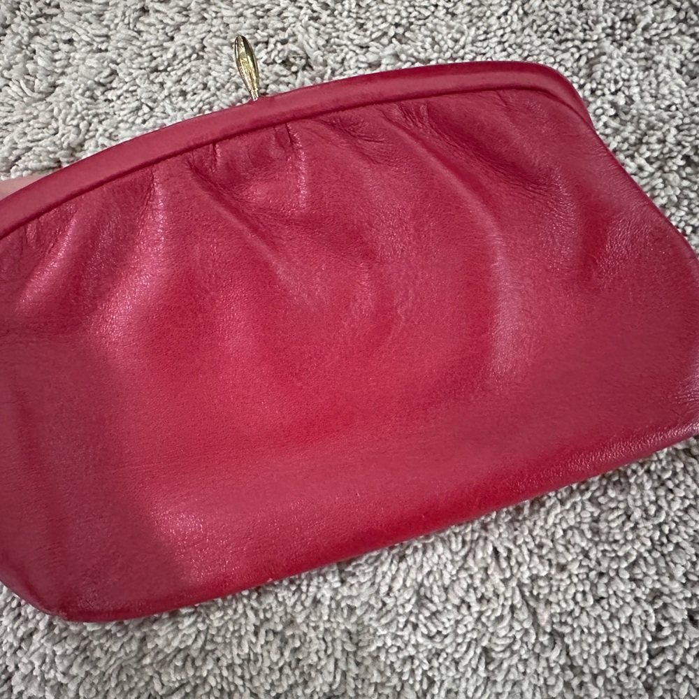 Vtg Leather? Red hand bag evening bag.